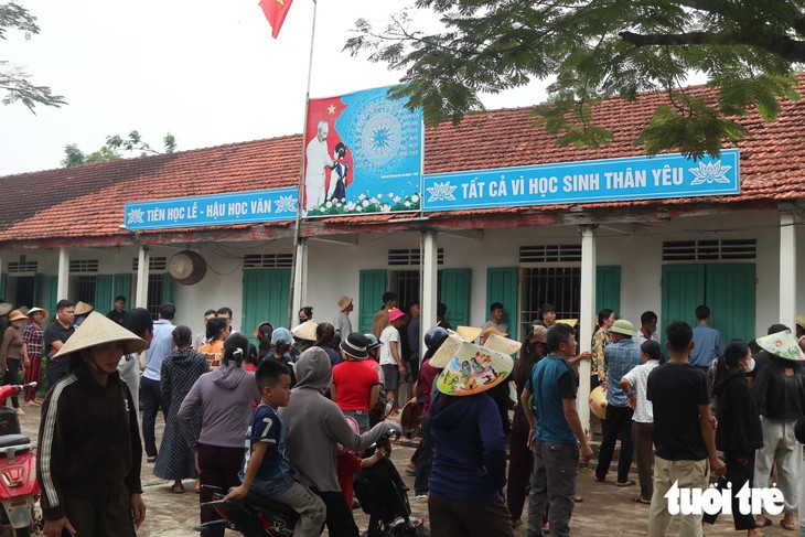 Ngày mai lãnh đạo tỉnh Nghệ An đối thoại với phụ huynh vụ 127 học sinh chưa tới trường - Ảnh 1.