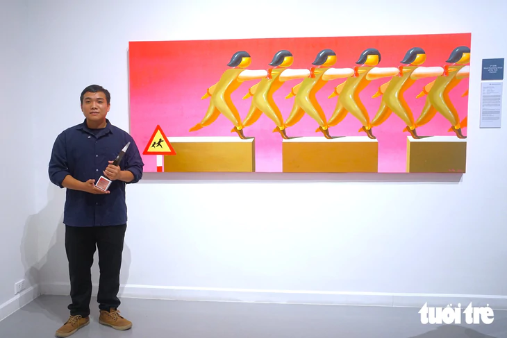 ‘Sự sống, sự chết và đèn neon’ đoạt giải UOB Painting of the Year 2026 - Ảnh 6.
