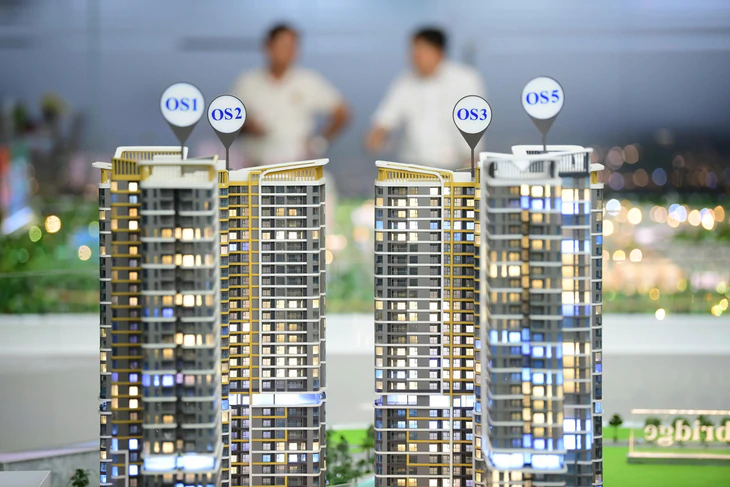 "Review" kênh đầu tư: Tiền đắt lên, gửi ngân hàng lấn át đất, vàng, chứng khoán? - Ảnh 1.