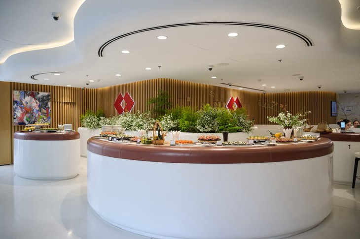 Kỷ niệm 33 năm Techcombank qua Art Talk và sự kiện nghệ thuật hấp dẫn - Ảnh 1.