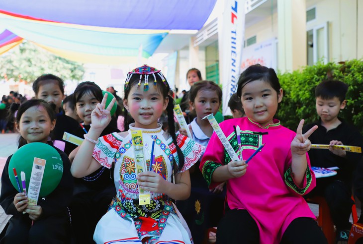 Hiệu trưởng, giáo viên vùng cao 30 năm công tác chưa được nhận quà, chỉ xin tài trợ cho học sinh - Ảnh 3.