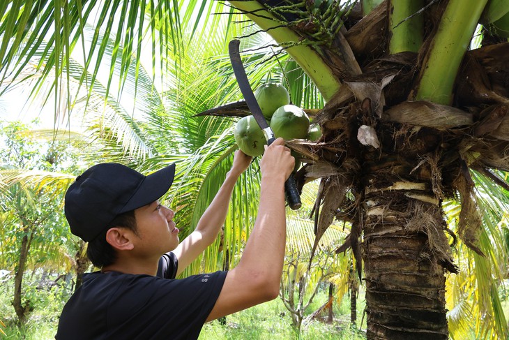 Phan Minh Thuận làm thuê, học bổ túc đoạt giải Hóa, đậu đại học - Ảnh 4.