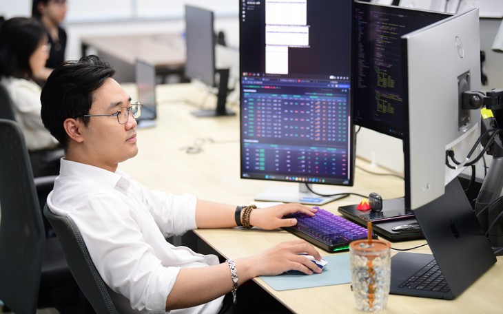 HOSE dự kiến chia cổ phiếu thành hai bảng Prime Board và Standard Board - Ảnh 2.