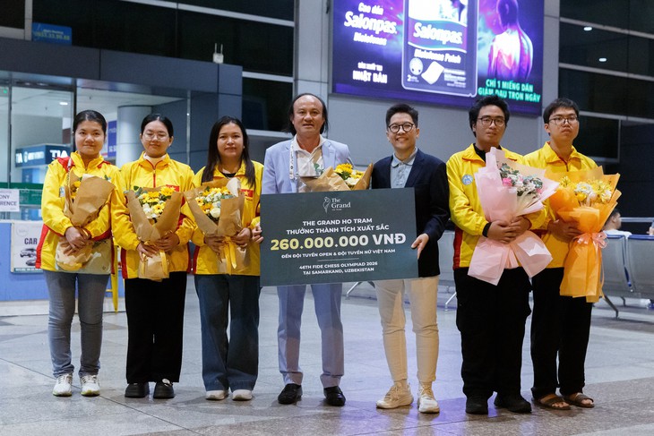 Người hùng cờ vua Việt Nam nói gì sau chiến tích tại Olympiad? - Ảnh 1.