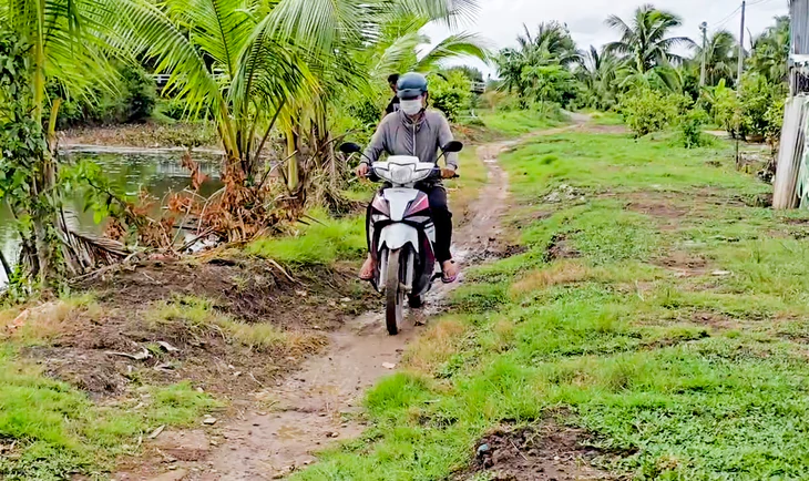 Cà Mau cần hơn 14.000 tỉ đồng nối liền đường bê tông đến 100% khóm, ấp - Ảnh 1.