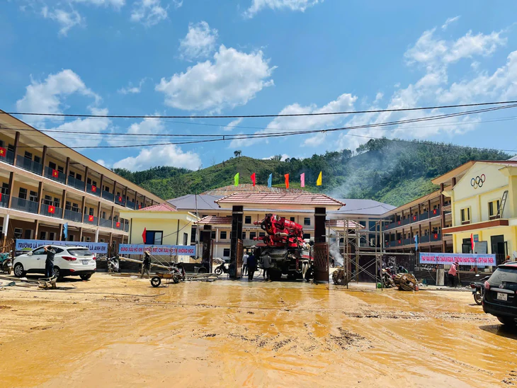 Trường nội trú liên cấp vùng cao Đà Nẵng bố trí tạm chỗ ở cho học sinh, sẵn sàng khai giảng năm học mới - Ảnh 7.