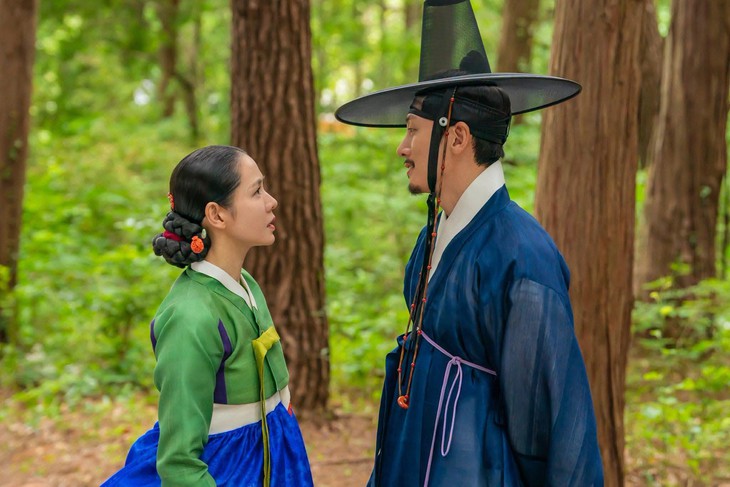 Son Ye Jin, Hyun Bin đối đầu trong cuộc đua phim Hàn tháng 9 - Ảnh 4.