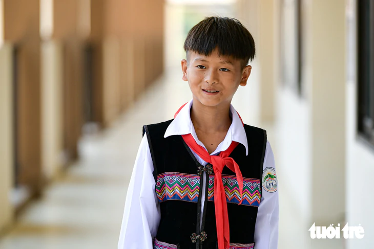 'Ngôi nhà mới' của trẻ vùng biên và kỳ vọng đổi thay bản làng - Ảnh 2.