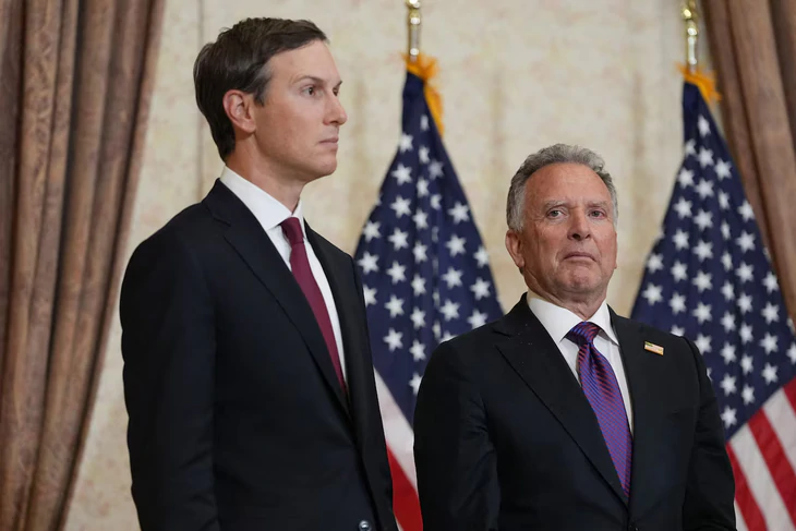 Ông Trump cử hai đặc phái viên mang đề xuất hòa bình tới Nga, Ukraine - Ảnh 1.