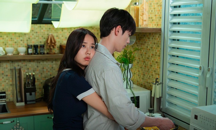 Son Ye Jin, Hyun Bin đối đầu trong cuộc đua phim Hàn tháng 9 - Ảnh 6.