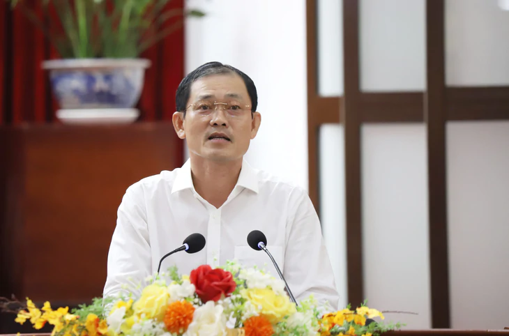 200m đường làm hai nhiệm kỳ không xong, Bí thư Thành ủy gọi chủ tịch phường thì xong - Ảnh 1.