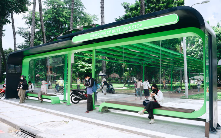 Tăng xe buýt, sinh viên ký túc xá Đại học Quốc gia TP.HCM "dễ thở" hơn  - Ảnh 14.