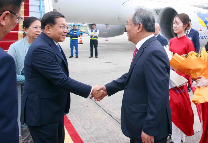 Tổng thống Myanmar Min Aung Hlaing và Phu nhân bắt đầu thăm Việt Nam - Ảnh 1.