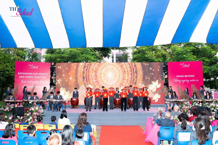Lễ Khai giảng năm học 2026 - 2027 tại TH School: Một thập kỷ 'không ngừng vươn xa' - Ảnh 4.