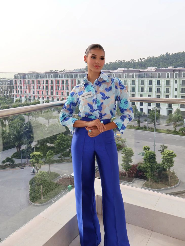 Nhan sắc đời thường của tân Miss World 2026 Joheirry Mola - Ảnh 14.