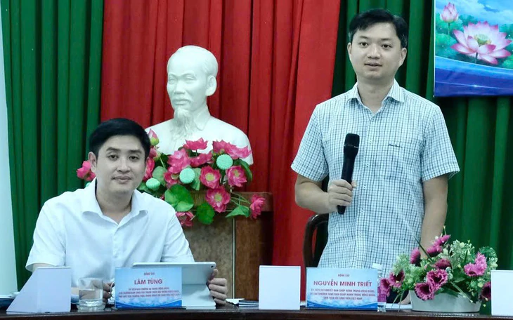 Trung ương Đoàn tặng phòng máy tính và học bổng cho học sinh biên giới Đồng Tháp - Ảnh 6.