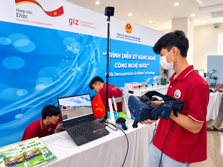 Trường nghề TP . HCM khai giảng năm học mới dưới sự quản lý của Bộ Công an - Ảnh 3.