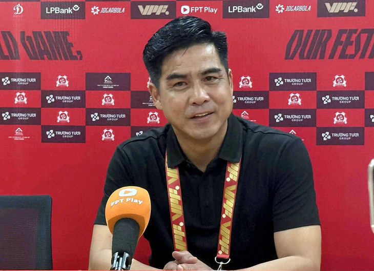 HLV Việt Thắng: V-League với tôi chẳng có gì khốc liệt - Ảnh 2.