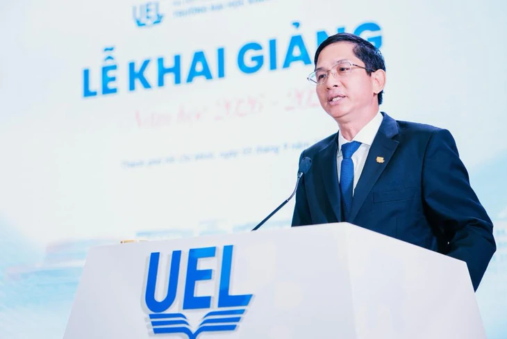 Hiệu trưởng Trường đại học Kinh tế - Luật: Bốn năm đại học không vay lại được - Ảnh 1.