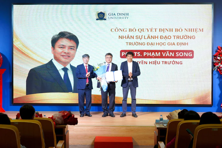 PGS.TS Phạm Văn Song làm quyền Hiệu trưởng Trường đại học Gia Định - Ảnh 1.
