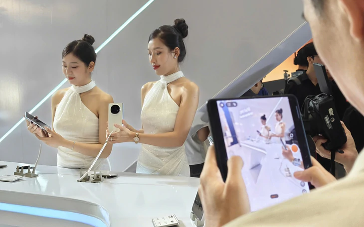 Đề xuất fanpage từ 1 triệu người theo dõi phải thông báo với cơ quan quản lý - Ảnh 2.