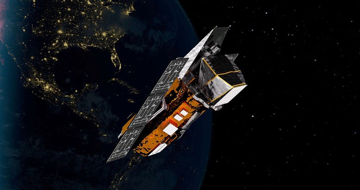 Robot cứu hộ bay tới cách kính thiên văn NASA chỉ 15 km rồi phải bỏ cuộc vì hết... nhiên liệu - Ảnh 1.