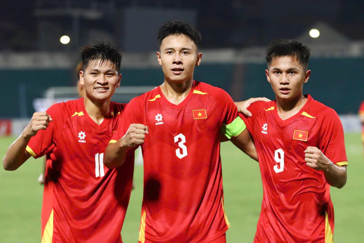 U20 Việt Nam - U20 Iran (Hết hiệp 1) 1-0: Quốc Khánh mở tỉ số, mở ra hy vọng - Ảnh 1.