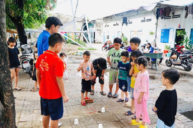Công nhân trao giọt máu, chủ nhà trọ gieo nghĩa tình - Ảnh 5.