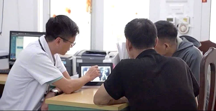 Bệnh thận mạn diễn biến âm thầm: Xét nghiệm rất cần thiết? - Ảnh 2.