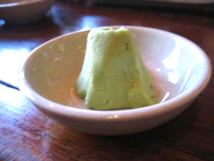 Chuyện về món gia vị cay xộc mũi wasabi - mù tạt - Ảnh 1.