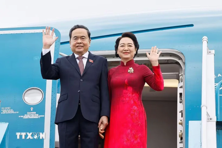 Chủ tịch Quốc hội Trần Thanh Mẫn lên đường thăm Hàn Quốc, Mông Cổ - Ảnh 1.