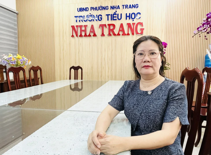 Hiệu trưởng 'siêu trường' hơn 10.500 học sinh, 287 lớp - Ảnh 1.