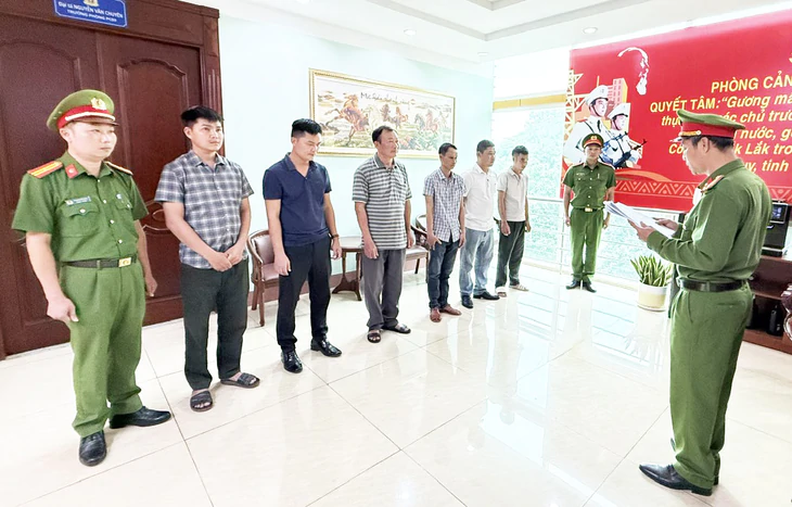 Đắk Lắk chủ doanh nghiệp chở gỗ lậu khai tiền chung chi mỗi tháng - Ảnh 1.