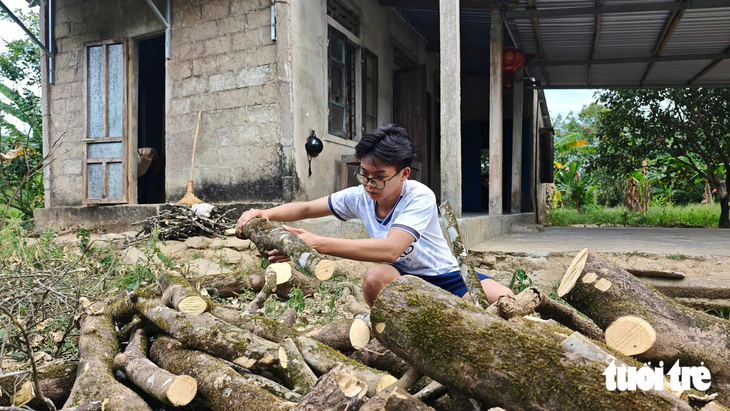 Tân sinh viên ĐH Huế: Luôn nhớ ngày mẹ nằm xuống trước cổng trường nên tôi không bỏ học - Ảnh 5.