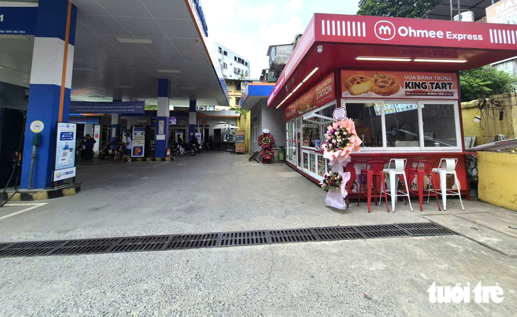 Cửa hàng tiện lợi Ohmee Trung Quốc trong trạm xăng Petrolimex: Liệu có lợi cả đôi đường? - Ảnh 1.