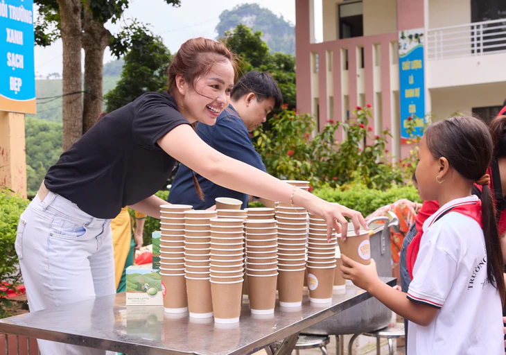 Đỗ Cẩm Ly mang dự án giáo dục ‘Caravan cho em’ đến Miss Cosmo 2026 - Ảnh 3.