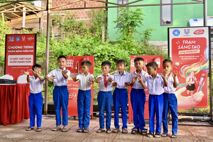 Lifebuoy tiếp sức học sinh vùng cao toàn, sạch khỏe đến trường - Ảnh 5.