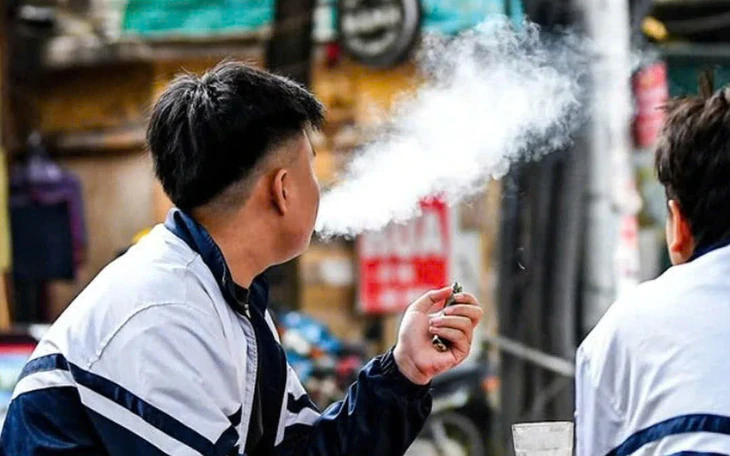 Trung Quốc treo thưởng cho người bỏ thuốc lá trong 90 ngày - Ảnh 3.