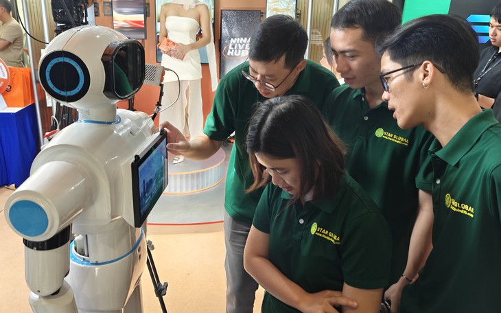 Kinh tế số giúp nông dân làng hoa 'xóa' tư duy mùa vụ  - Ảnh 11.