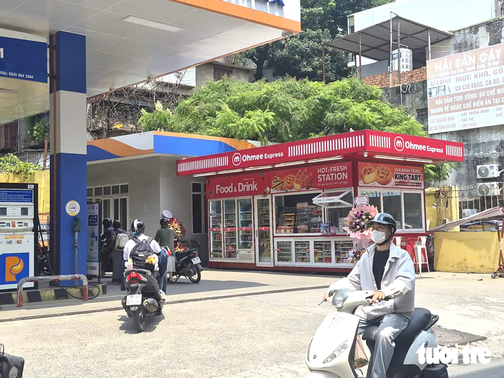Cửa hàng tiện lợi Ohmee Trung Quốc trong cây xăng: Không thể bê nguyên mẫu để tránh 'vết xe đổ' - Ảnh 1.