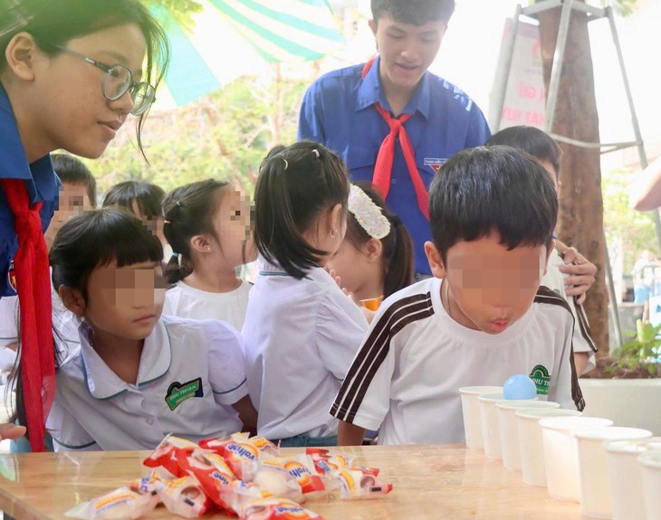 Chiêu trò hội nhóm, web đen: Trang bị cho trẻ kỹ năng nào để tự bảo vệ? - Ảnh 2.