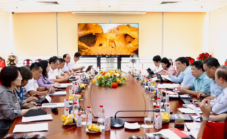 Đề xuất hoàn thuế VAT cho đoàn phim nước ngoài - Ảnh 1.