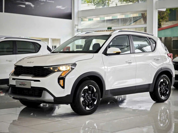 Tin tức giá xe: Kia Sonet lại 'phá giá' phân khúc, thực tế còn chưa đến 440 triệu đồng - Ảnh 1.
