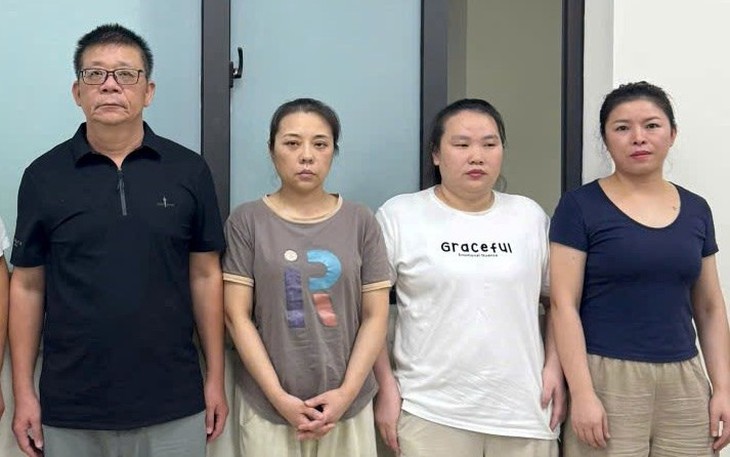 Bắt tạm giam 3 người tại Phòng khám đa khoa Thái Hà vì 'thổi' bệnh để 'moi tiền' bệnh nhân - Ảnh 4.