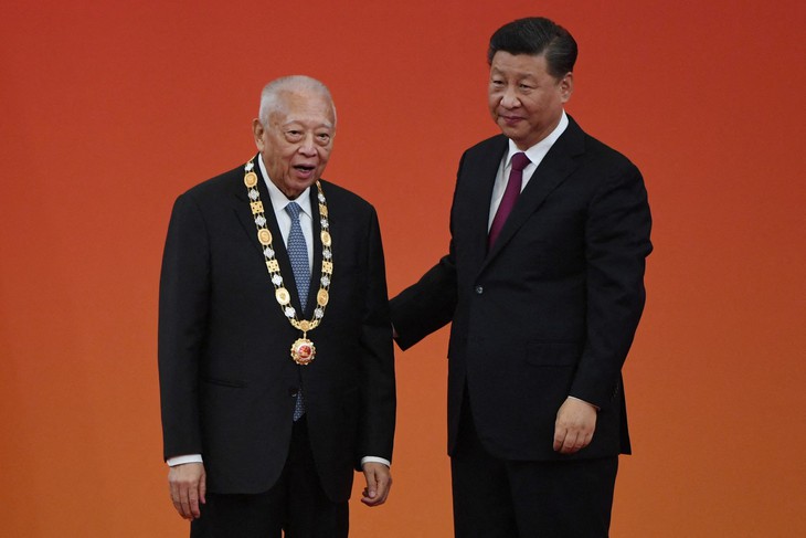 Ông Đổng Kiến Hoa, trưởng đặc khu hành chính đầu tiên của Hong Kong, qua đời - Ảnh 3.