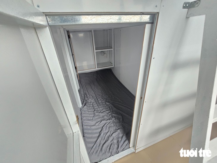 'Hộp ngủ' 2,4m2 nở rộ ở phường Tân Sơn Nhì, Tây Thạnh, Vườn Lài,… nỗi lo lối thoát nạn - Ảnh 5.