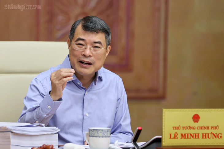 Thủ tướng: Tránh tình trạng giảm thủ tục trên bộ, dưới địa phương tăng khi sửa Luật Đất đai, nhà ở, bất động sản - Ảnh 1.