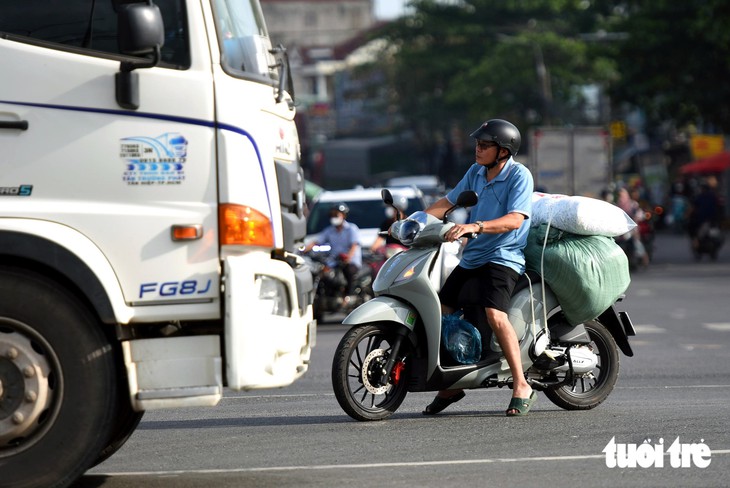 Sau vụ tai nạn 3 người chết ở Đồng Nai, nút giao cổng 11 hiện ra sao? - Ảnh 5.