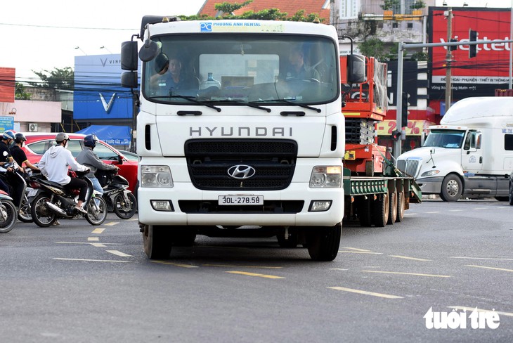 Sau vụ tai nạn 3 người chết ở Đồng Nai, nút giao cổng 11 hiện ra sao? - Ảnh 11.