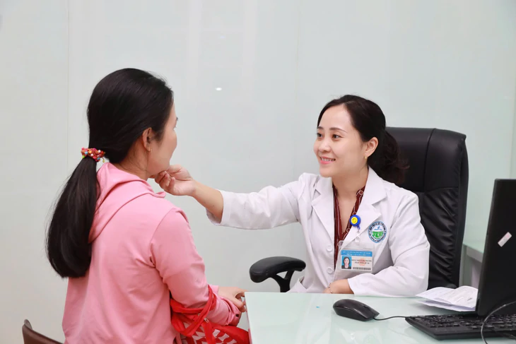 Chăm sóc da kỹ, tốn tiền triệu nhưng da càng xấu, nổi mụn: Có gì sai sai? - Ảnh 1.